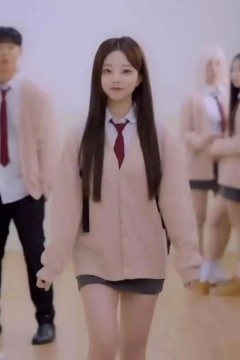 我的女朋友和我三个妹妹们